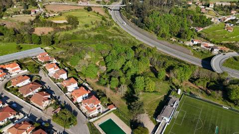 Vende-se terreno urbanizável com 42633m2 na Toutosa, Marco de Canaveses