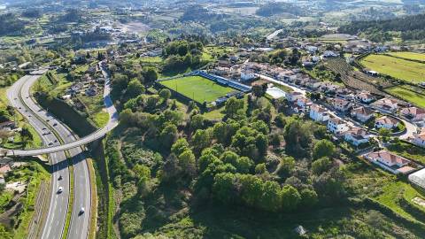 Vende-se terreno urbanizável com 42633m2 na Toutosa, Marco de Canaveses