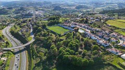 Vende-se terreno urbanizável com 42633m2 na Toutosa, Marco de Canaveses