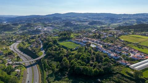 Vende-se terreno urbanizável com 42633m2 na Toutosa, Marco de Canaveses