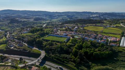 Vende-se terreno urbanizável com 42633m2 na Toutosa, Marco de Canaveses