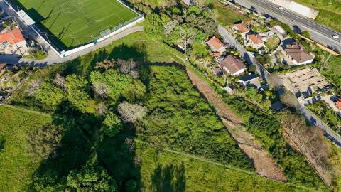 Vende-se terreno urbanizável com 42633m2 na Toutosa, Marco de Canaveses