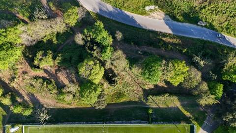 Vende-se terreno urbanizável com 42633m2 na Toutosa, Marco de Canaveses