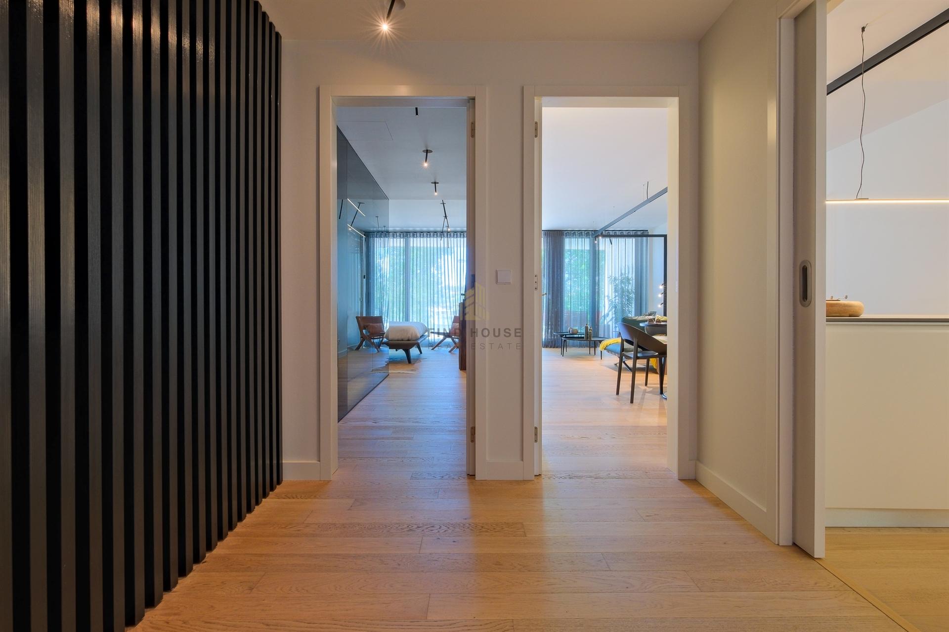 Arrenda-se T1 mobilado, com garagem e frente de Rio na Afurada, Vila Nova de Gaia