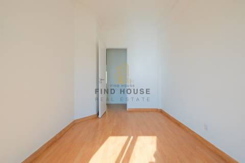 Arrenda-se Apartamento T1 com vista Rio em Penha de França, Lisboa