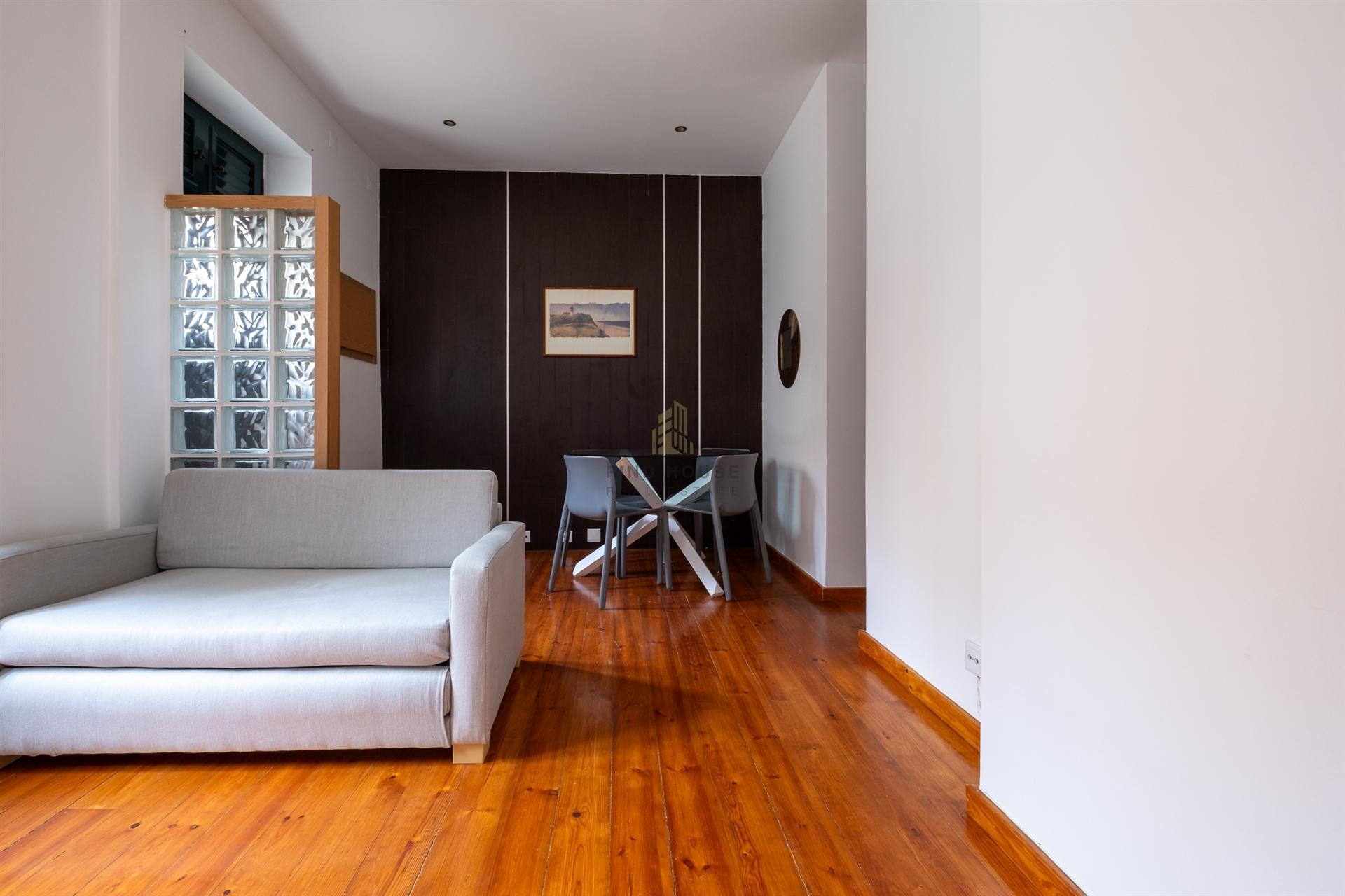 Arrenda-se Apartamento T1 Mobilado em Lisboa