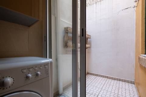 Arrenda-se Apartamento T1 Mobilado em Lisboa