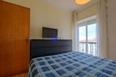 Vende-se Apartamento T3 em Pai do Vento, Cascais