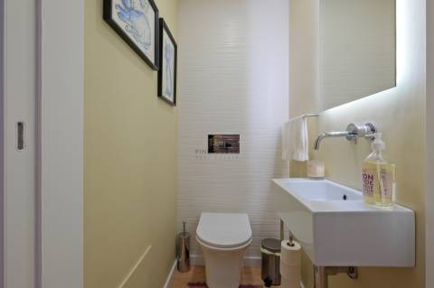 Vende-se Moradia T4 de luxo, com piscina, no exclusivo condomínio “Vale Utopia” em Carnaxide