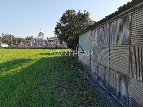 Terreno Urbano em Bougado, Trofa 3000m²