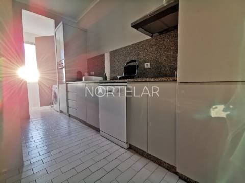 T3 com Varanda e Vista Mar – Póvoa de Varzim