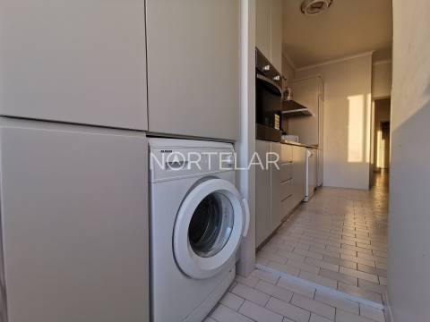 T3 com Varanda e Vista Mar – Póvoa de Varzim