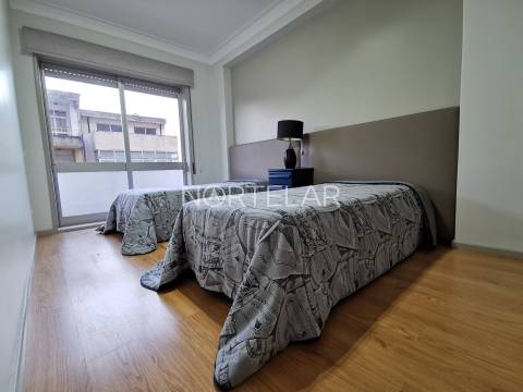 T3 com Varanda e Vista Mar – Póvoa de Varzim