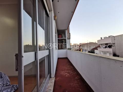 T3 com Varanda e Vista Mar – Póvoa de Varzim