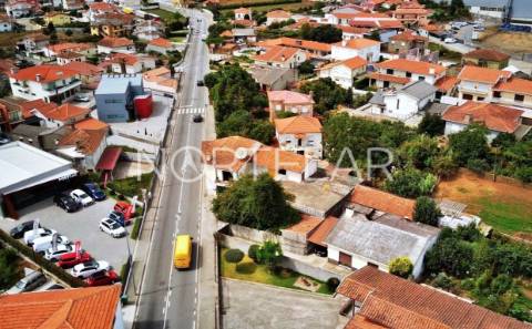 Moradia para remodelção na Trofa