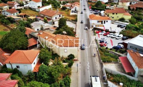 Moradia para remodelção na Trofa