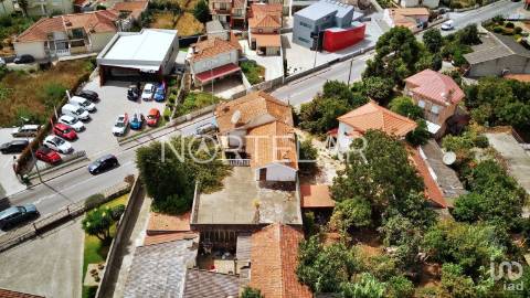 Moradia para remodelção na Trofa