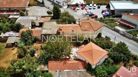 Moradia para remodelção na Trofa