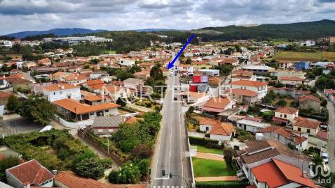 Moradia para remodelção na Trofa