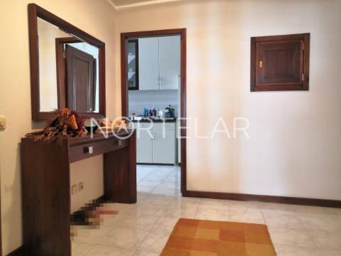 Apartamento T3 para arrendar a 200 metros da praia, Póvoa de Varzim