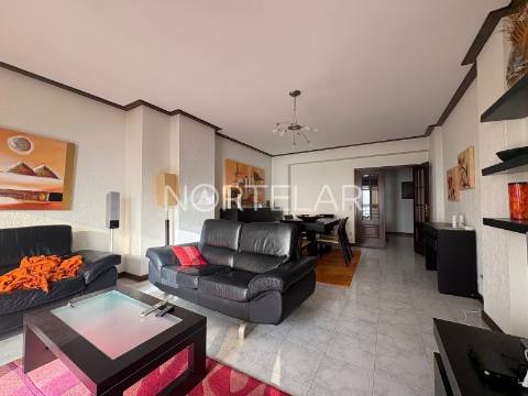 Apartamento T3 para arrendar a 200 metros da praia, Póvoa de Varzim