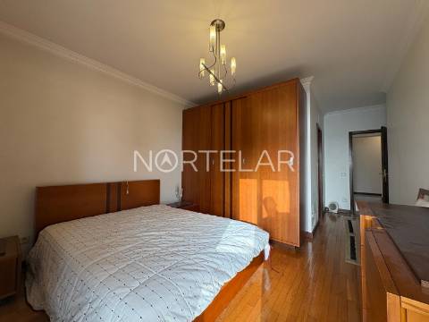 Apartamento T3 para arrendar a 200 metros da praia, Póvoa de Varzim