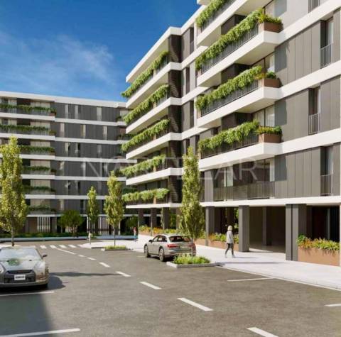 T2 novo com varanda em Ramalde, Porto