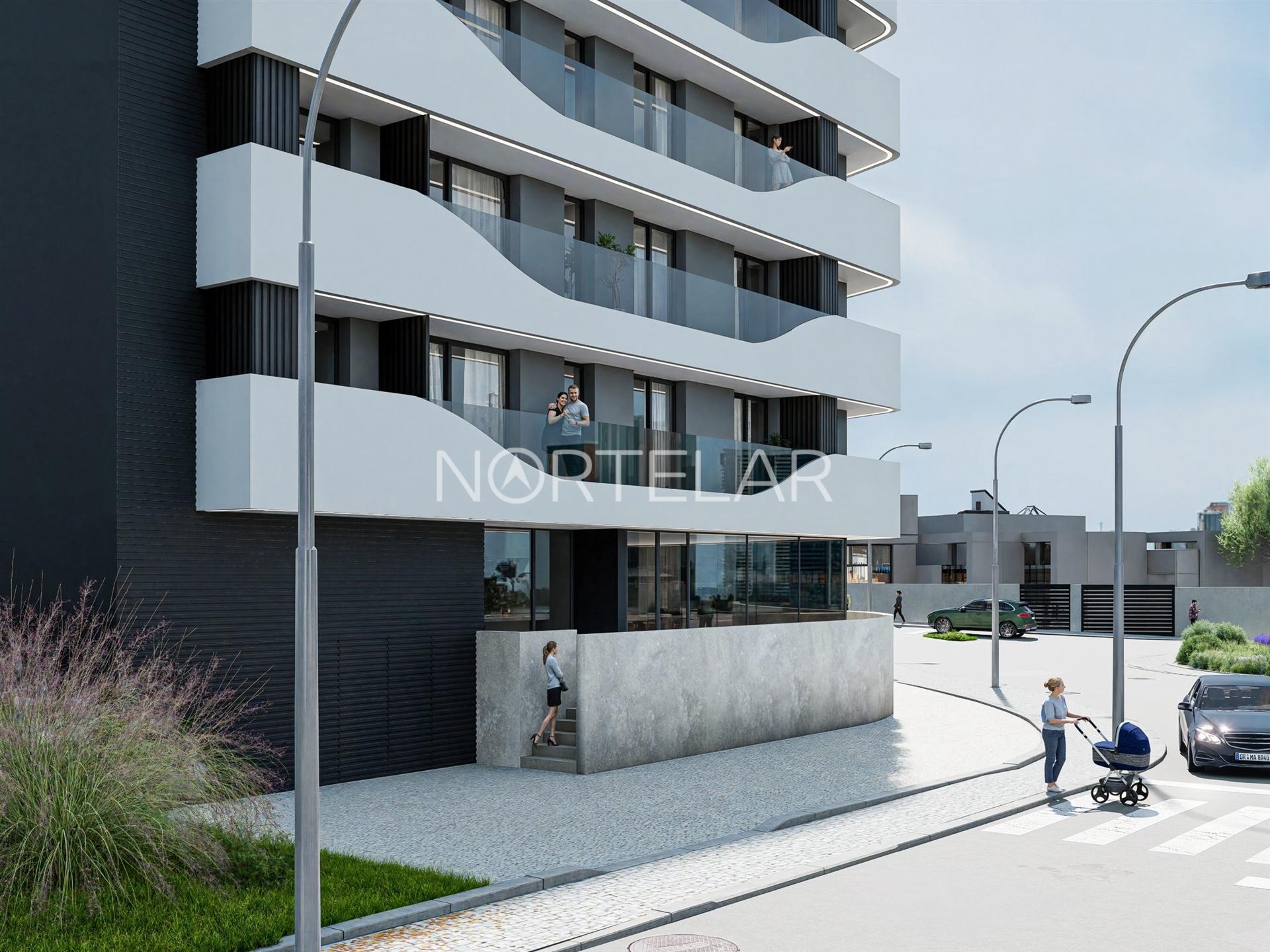 T3 Nascente/Sul com varanda e garagem – Trofa