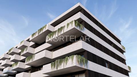 T3 novo com varanda ampla e garagem – Valongo