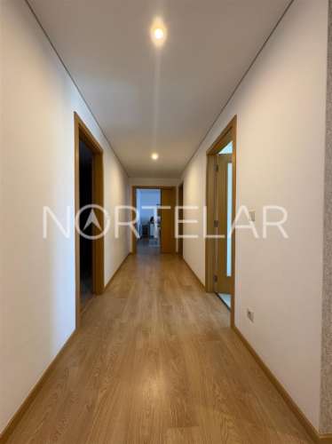 Apartamento T3 Venda em Bougado (São Martinho e Santiago),Trofa