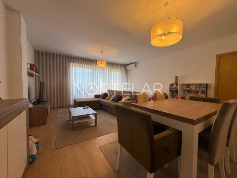 Apartamento T3 Venda em Bougado (São Martinho e Santiago),Trofa