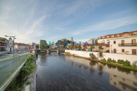 ANG109 - Terreno para Construção para Venda em Arrabal