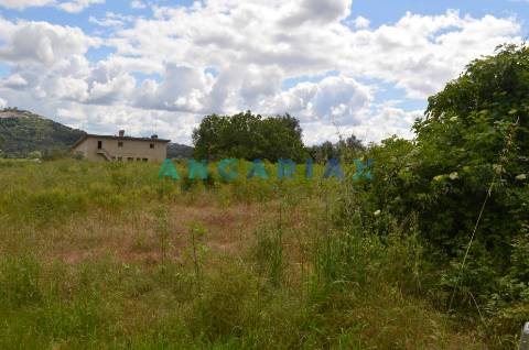 ANG134 - Terreno para Venda em Ourém