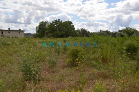 ANG134 - Terreno para Venda em Ourém