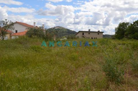 ANG134 - Terreno para Venda em Ourém