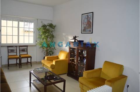 ANG150 - Apartamento T2 para Venda em Sacavém