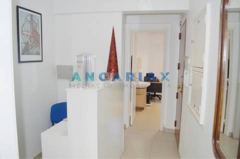 ANG150 - Apartamento T2 para Venda em Sacavém