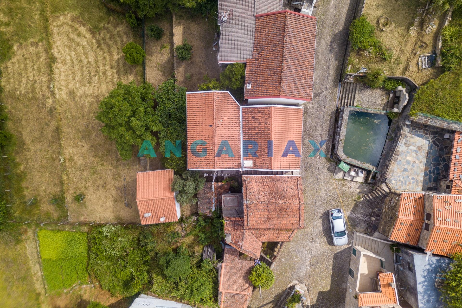 ANG264 - Moradia T5 para Venda em Castanheira de Pêra
