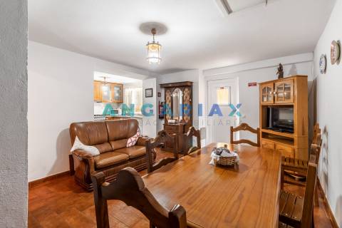 ANG264 - Moradia T5 para Venda em Castanheira de Pêra