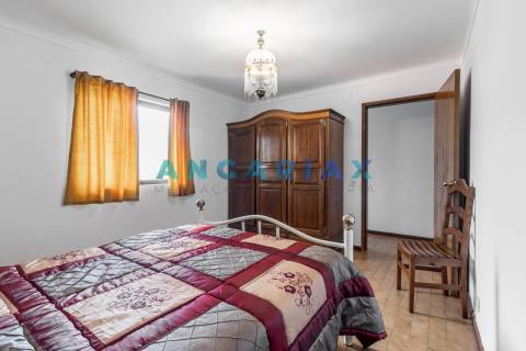 ANG264 - Moradia T5 para Venda em Castanheira de Pêra