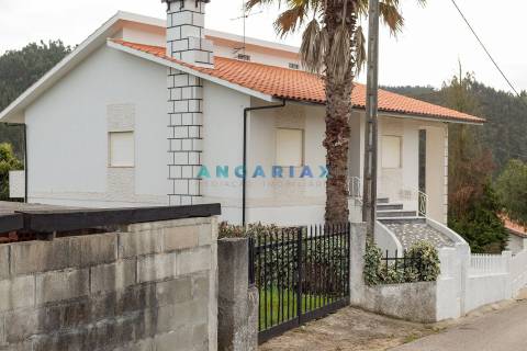 ANG418 - Moradia T3 para Venda em Almalagues, Coimbra