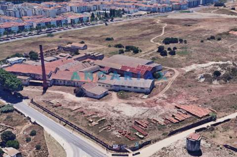 ANG600 - Terreno com 99230m2 para Venda em Montijo