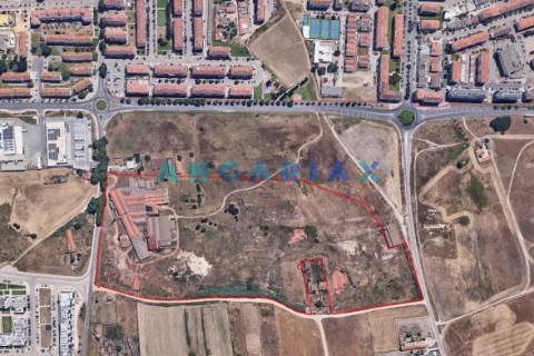 ANG600 - Terreno com 99230m2 para Venda em Montijo