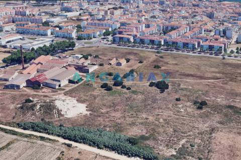 ANG600 - Terreno com 99230m2 para Venda em Montijo
