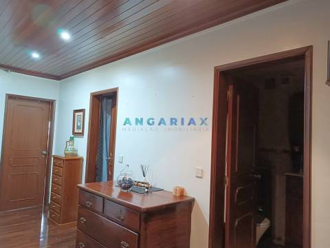 ANG675 - Apartamento T4 para Venda no centro da Figueira da Foz