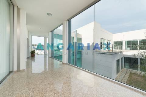 ANG737 - Pavilhão Industrial para Venda em Porto de Mós, Leiria