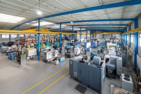 ANG737 - Pavilhão Industrial para Venda em Porto de Mós, Leiria