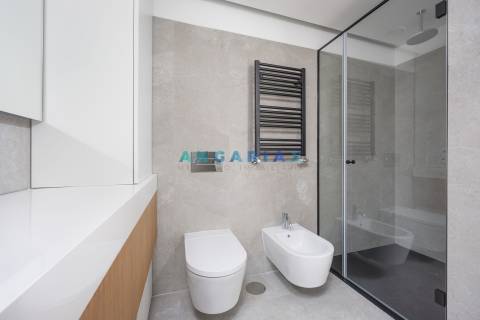 ANG765 - Apartamento T4 para Venda em Leiria