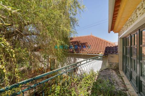 ANG831 - Quinta “ Olhos de Água” para Venda na Redinha, Pombal