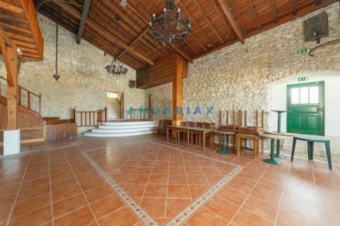 ANG831 - Quinta “ Olhos de Água” para Venda na Redinha, Pombal